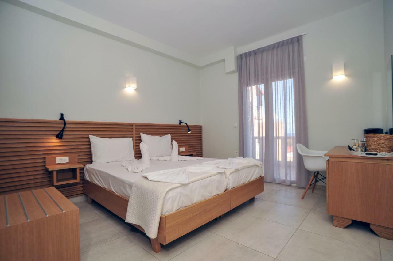 Mithos Premium Rooms Agia Marina  Exterior photo